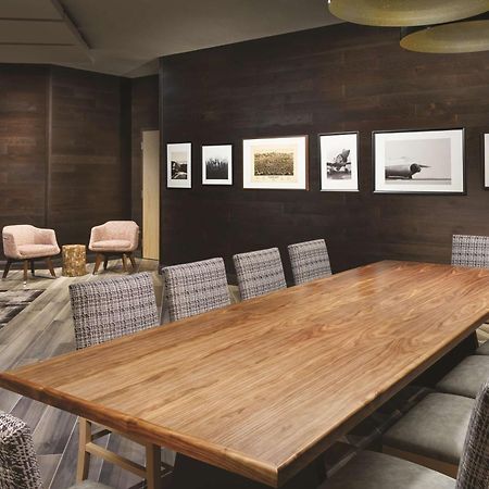 Doubletree By Hilton Colorado Springs Hotel Екстериор снимка