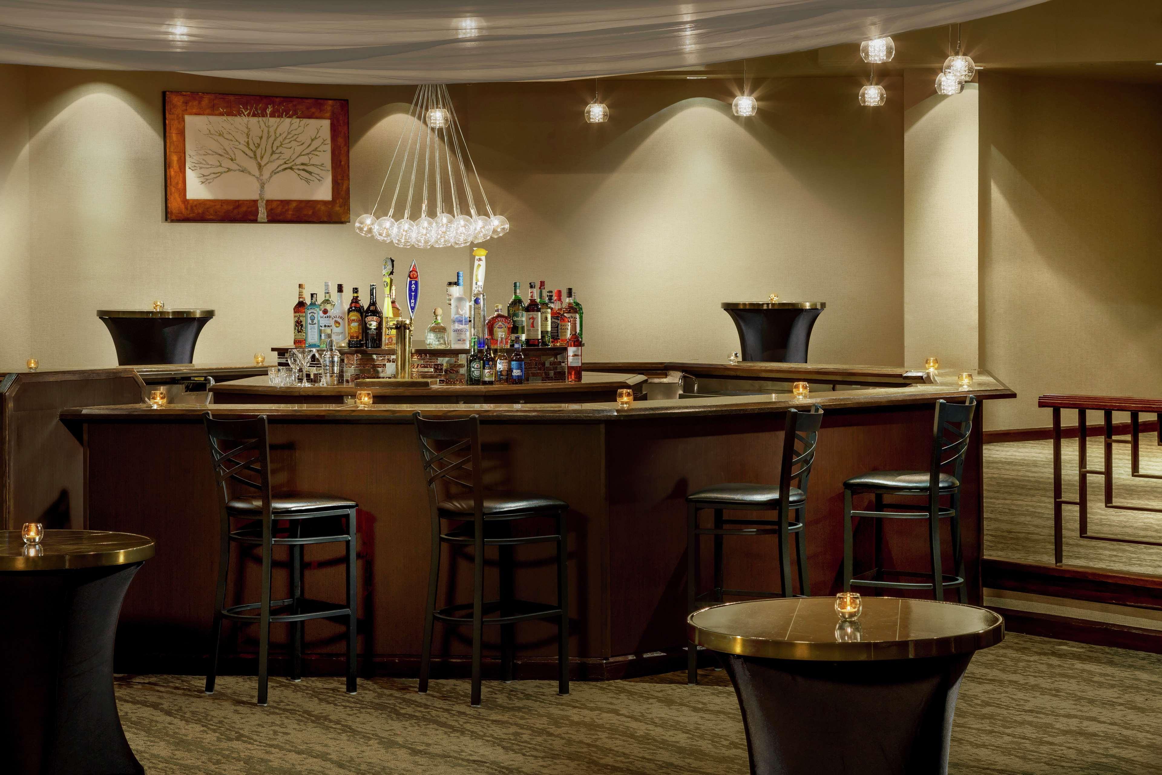 Doubletree By Hilton Colorado Springs Hotel Екстериор снимка