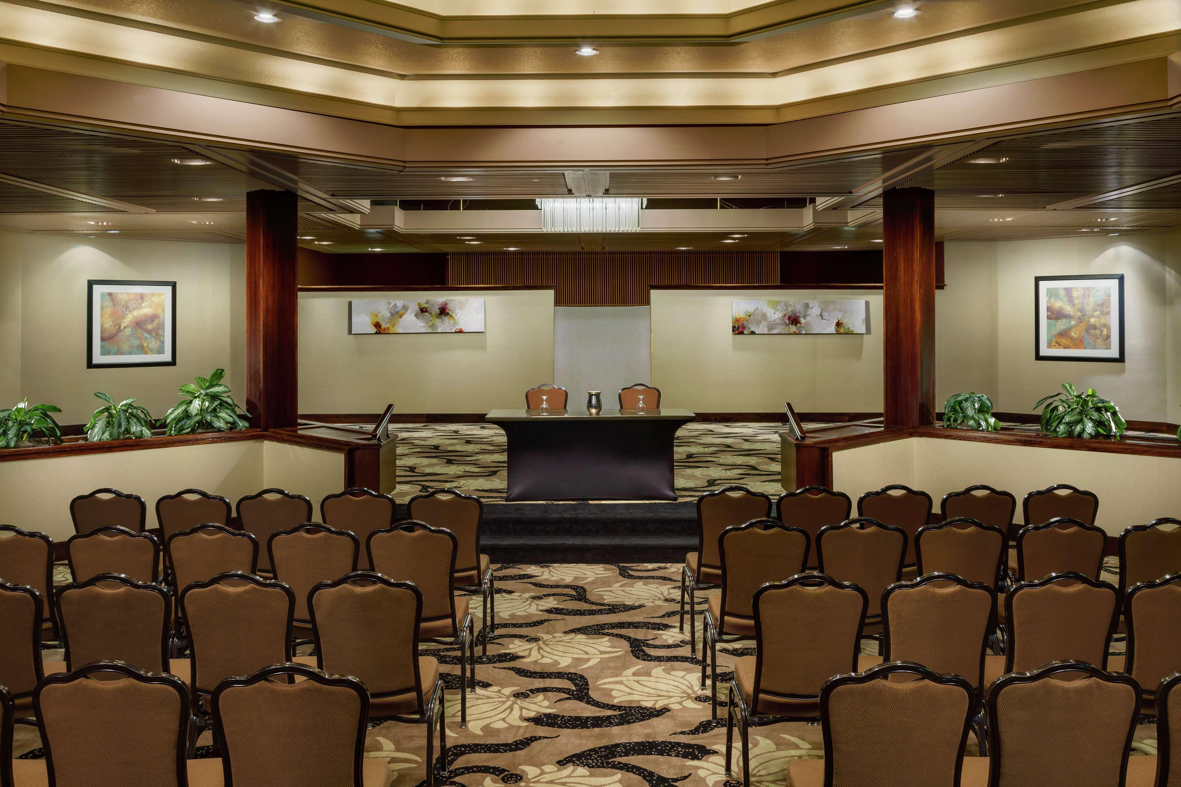 Doubletree By Hilton Colorado Springs Hotel Екстериор снимка