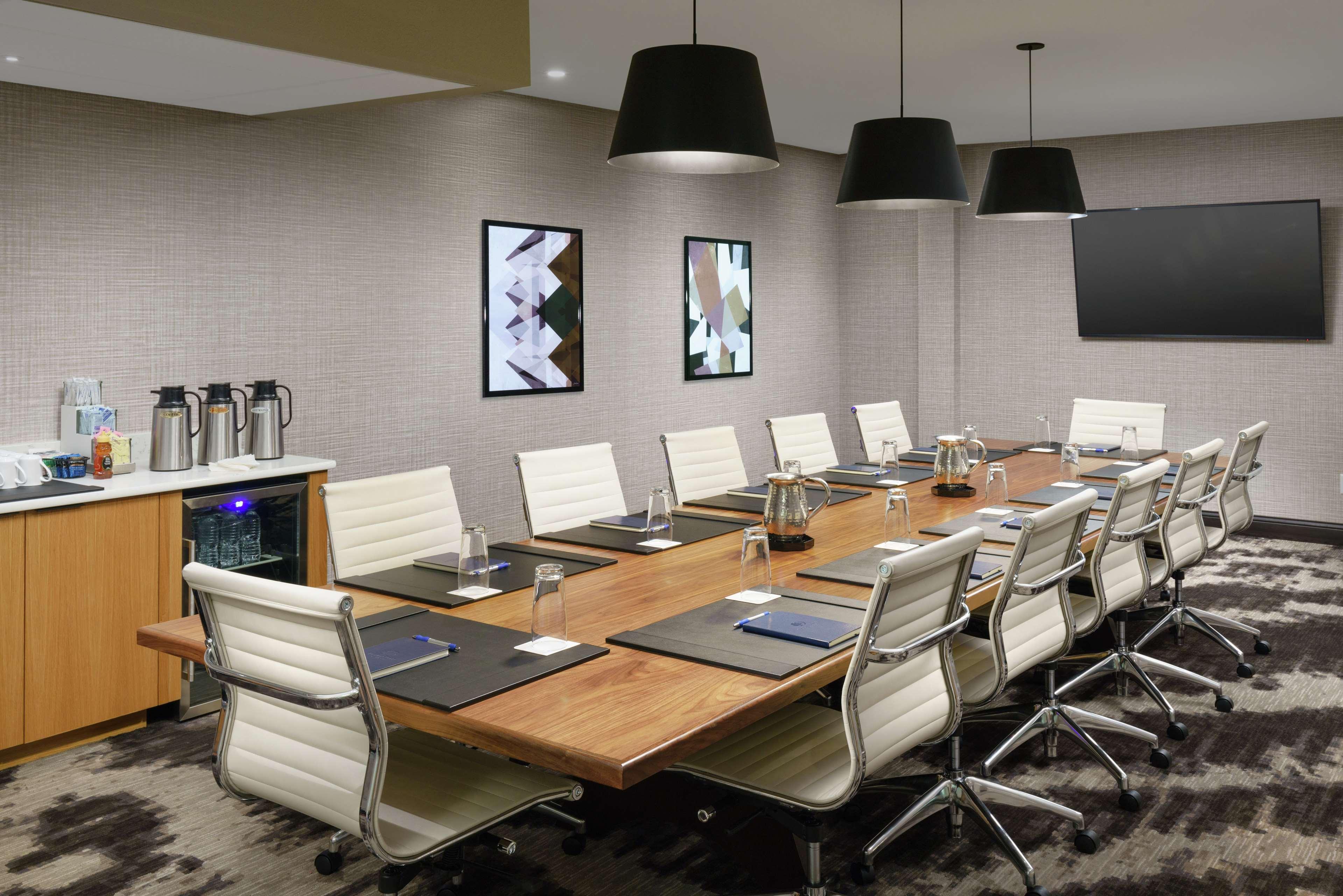 Doubletree By Hilton Colorado Springs Hotel Екстериор снимка