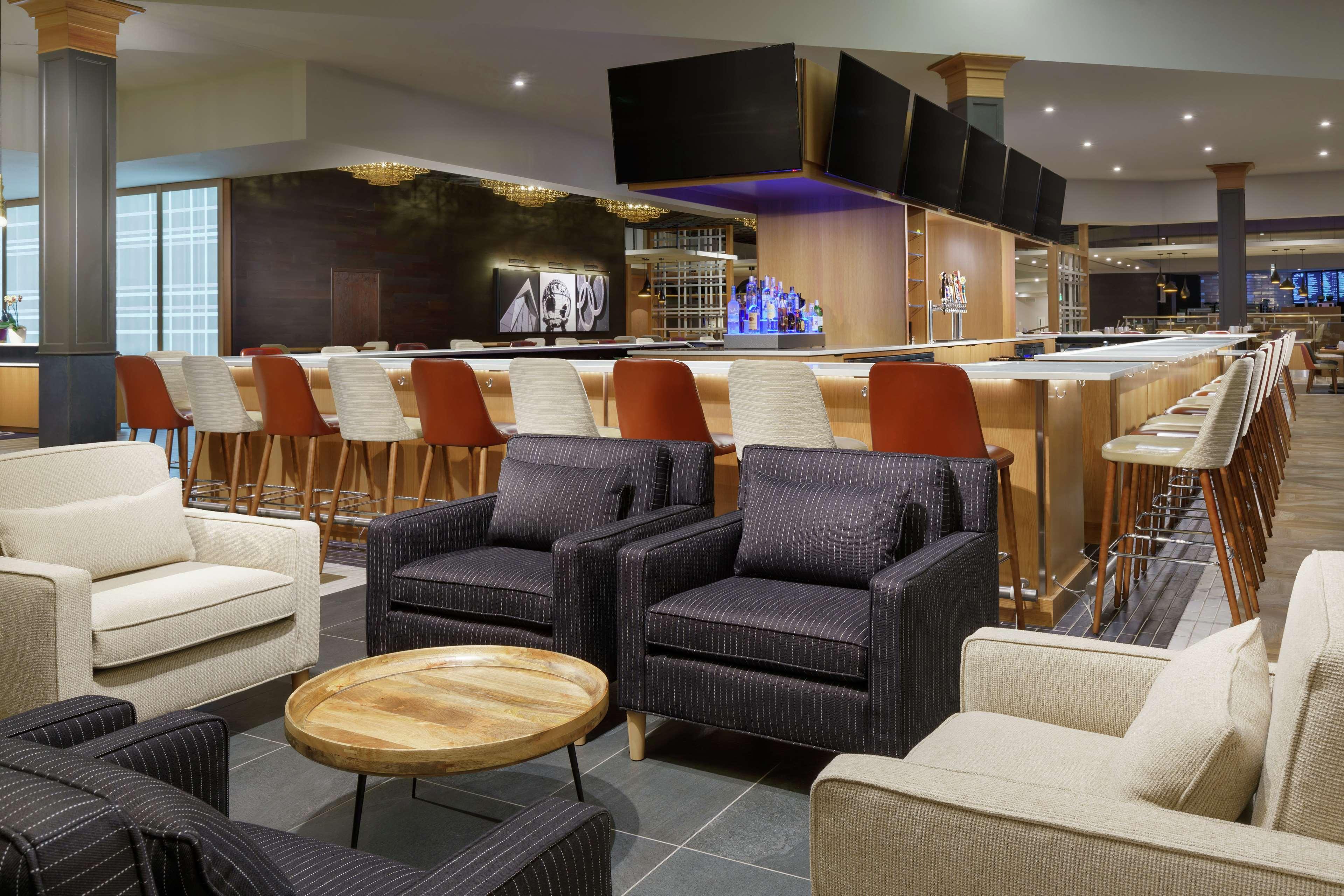 Doubletree By Hilton Colorado Springs Hotel Екстериор снимка
