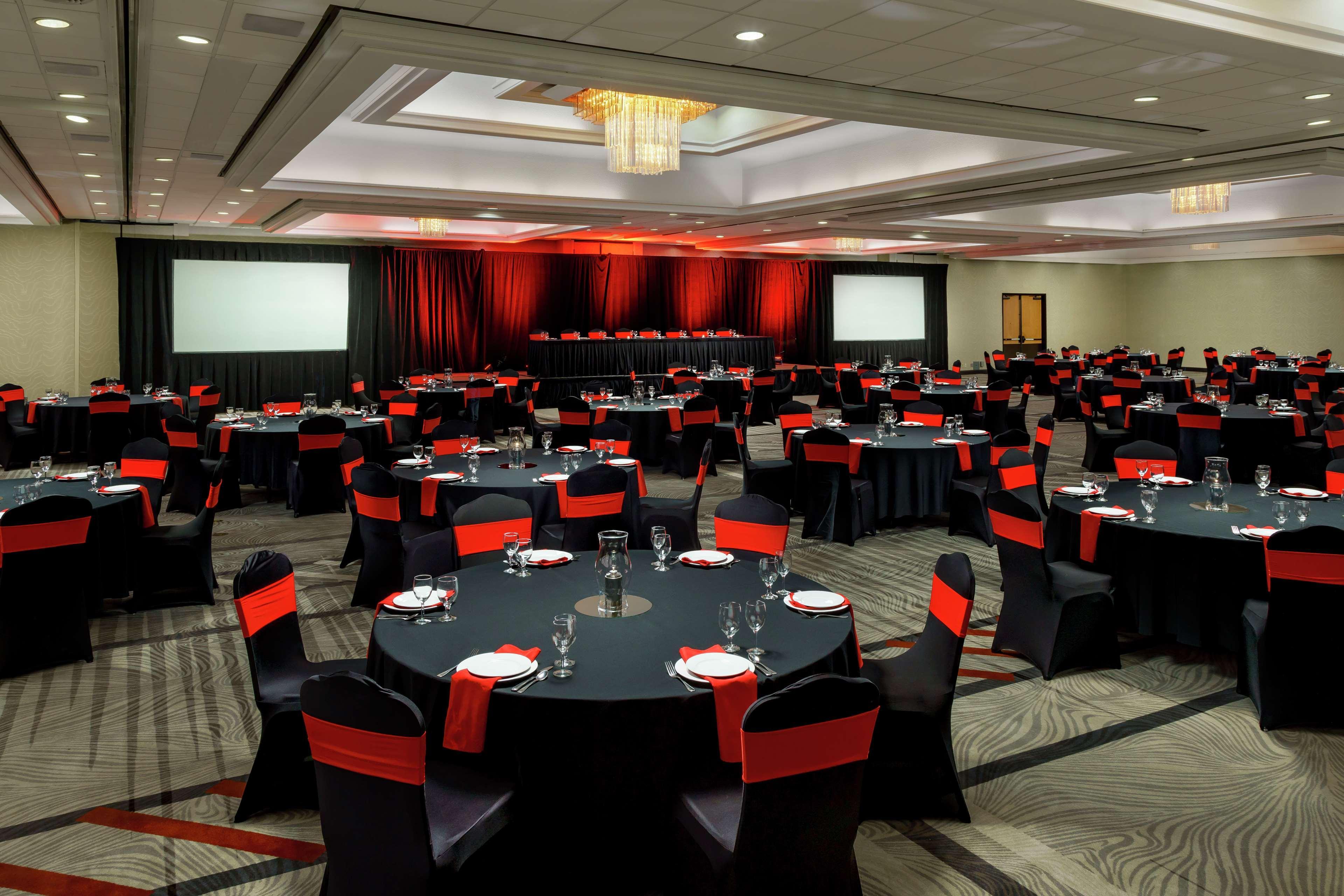 Doubletree By Hilton Colorado Springs Hotel Екстериор снимка