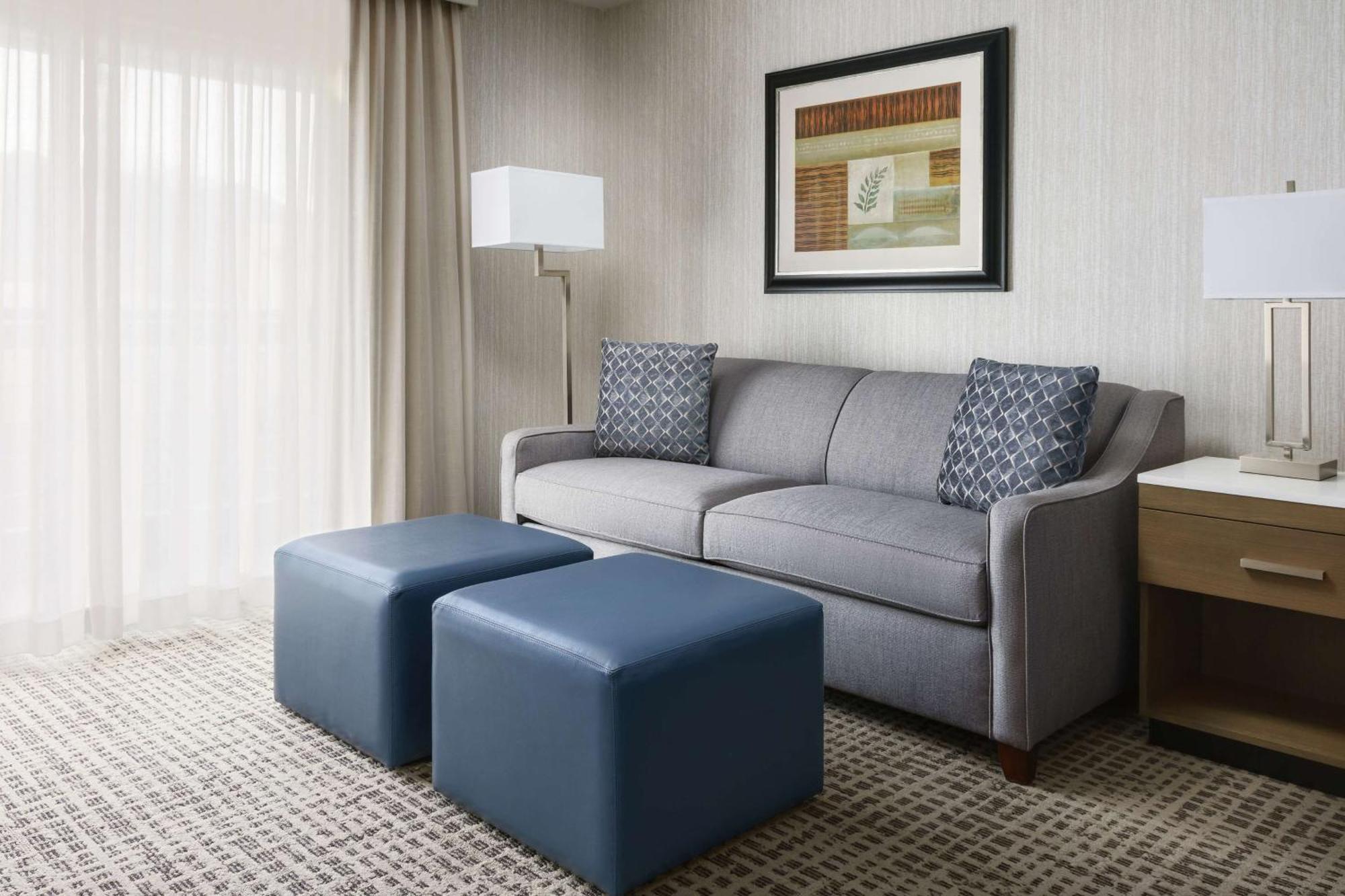 Doubletree By Hilton Colorado Springs Hotel Екстериор снимка
