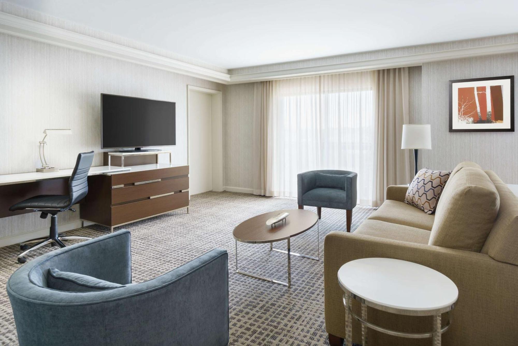 Doubletree By Hilton Colorado Springs Hotel Екстериор снимка