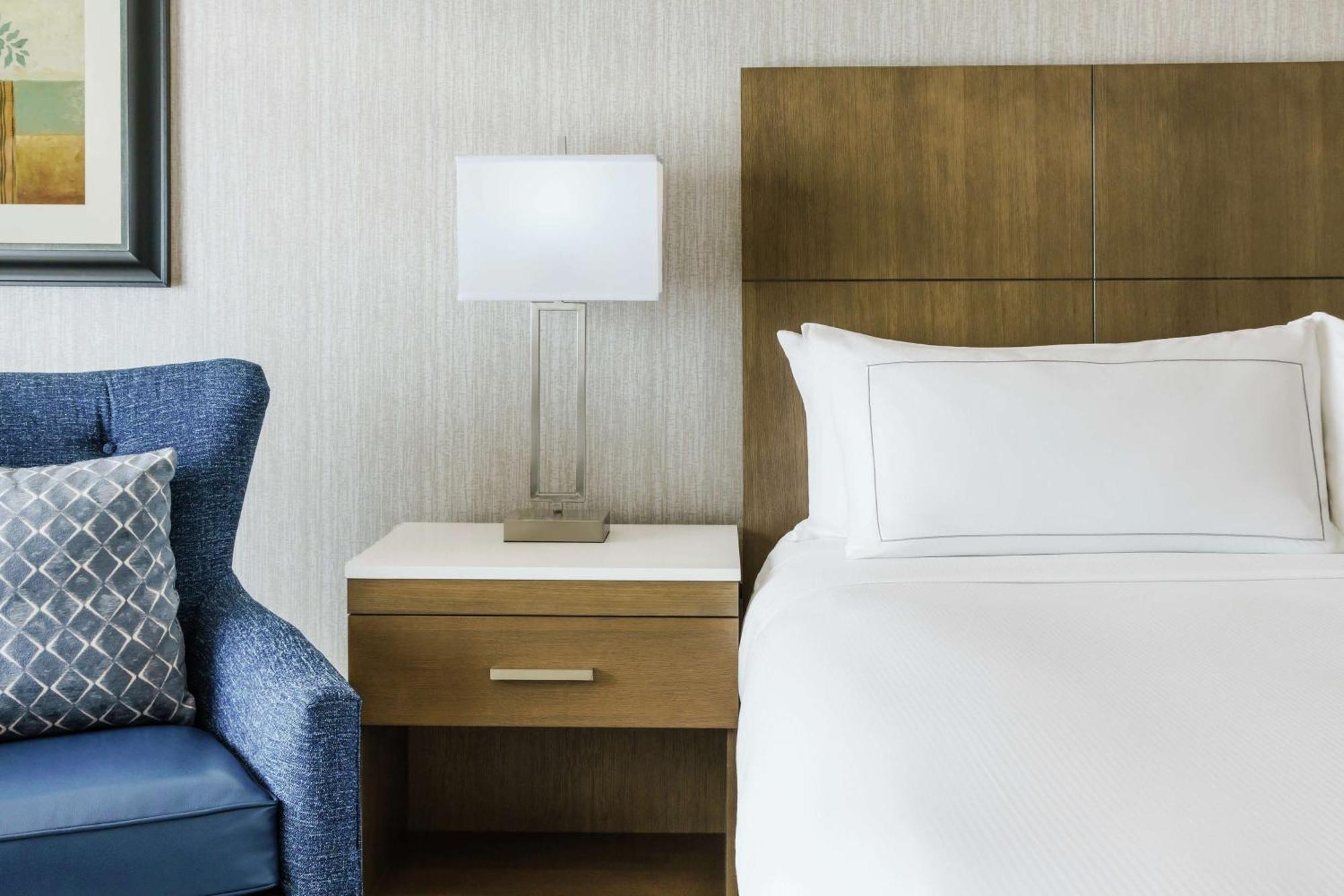 Doubletree By Hilton Colorado Springs Hotel Екстериор снимка