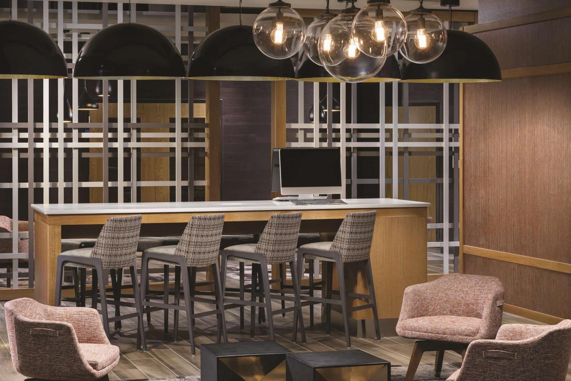 Doubletree By Hilton Colorado Springs Hotel Екстериор снимка